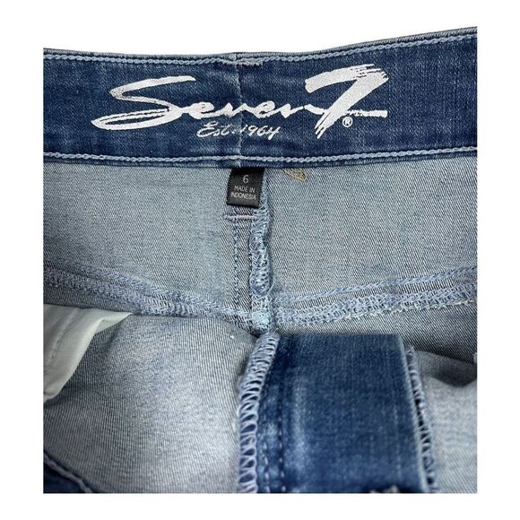 Seven7 Denim Fashion Demin Jean Distressed Skirt Womens Size 6 Raw Hem EUC - Picture 3 of 6